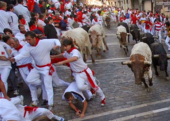 6a73d-foto2-corridadetourospamplona