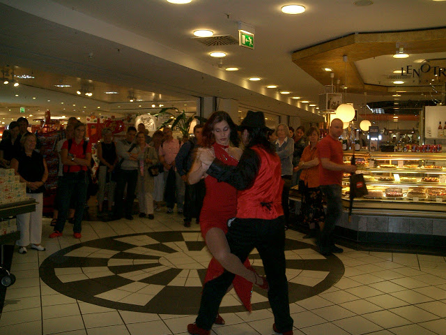 b9d92-foto15v-kwddepartmentstore