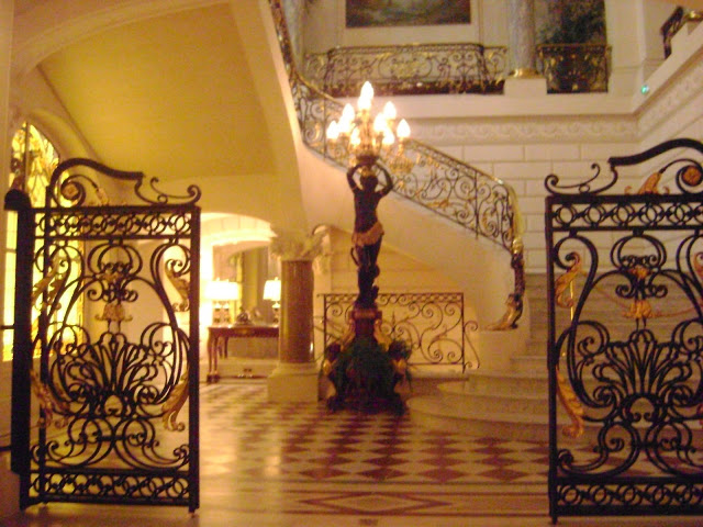 0f324-foto125e225802593hallhotelshangri-la