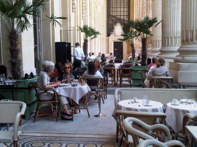 bb782-foto3-restauranteminipalais