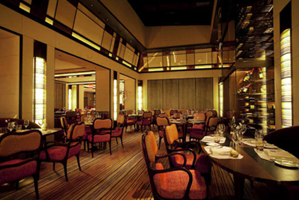 26430-foto825e225802593restaurantejean-georges25e225802593hotelthemark
