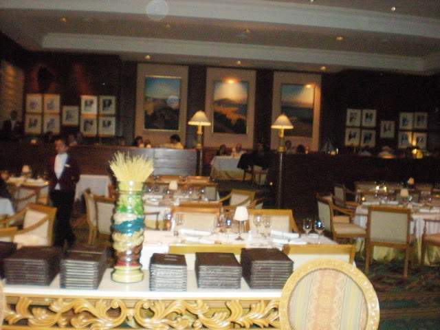 34ffc-foto325e225802593conradhotel25e225802593restaurantesttropezconradhotel25e225802593reststtropez