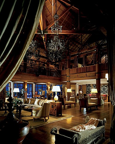 4841d-foto1425e225802593fourseasonslobby