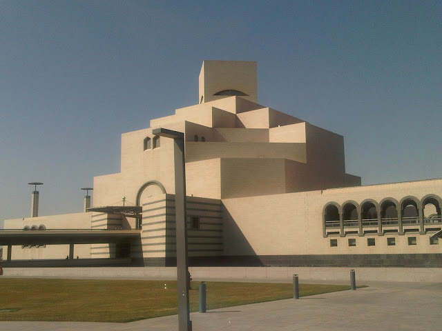 4be7f-foto19-museudearteisla25cc2582mica25e225802593doha