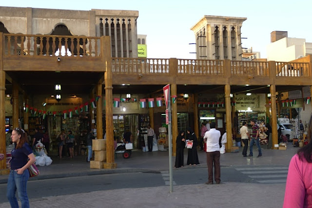 e55a0-foto12a-souksespeciariasdubai