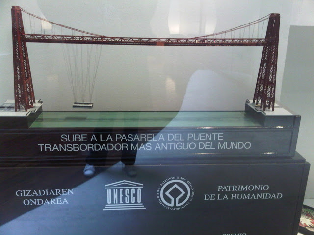 3243e-foto11ae28093maquetedapontecolgante