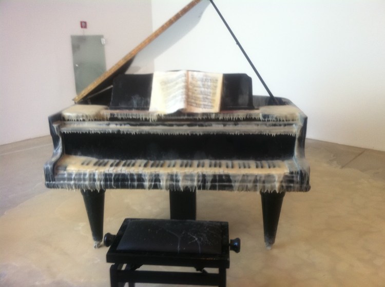 adbdf-foto5e28093pianomudotatianaglass