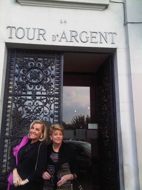 586e9-foto16e28093tourd