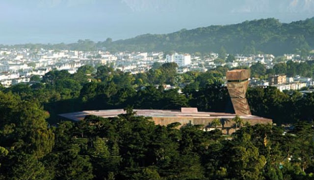 e743c-foto225e225802593de-young