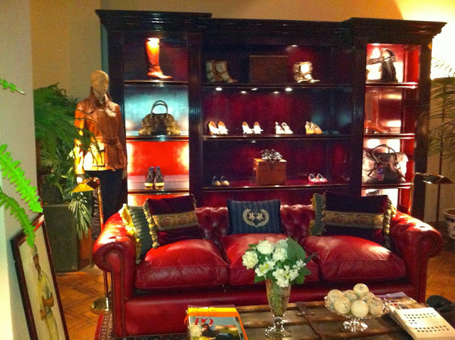 Foto 10 - Loja La Martina