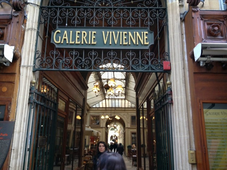 4584c-galerievivianne