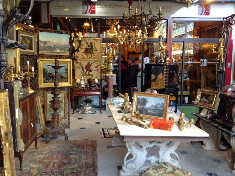 551fc-marche25cc2581auxpucesjpg