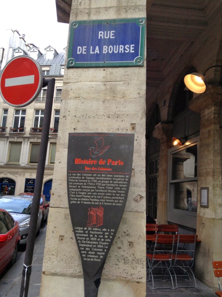 fcf8f-histoiredeparisruedescolonnes