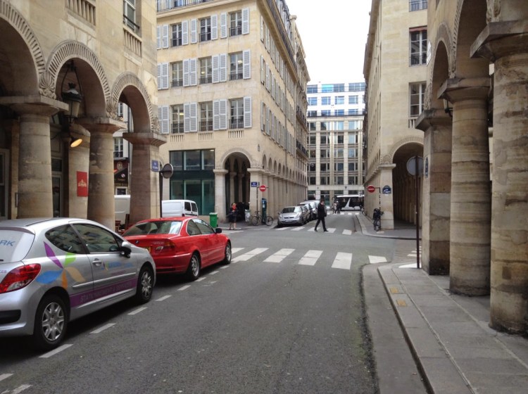 Foto 16 - Rue des Colonnes