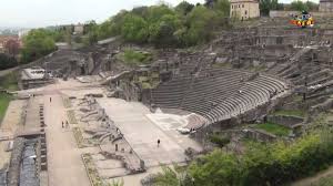 eadce-foto2b32brui25cc2581nas2bromanas