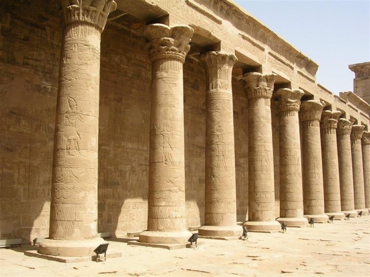 Foto 13 - Templo de Edfu 27036337