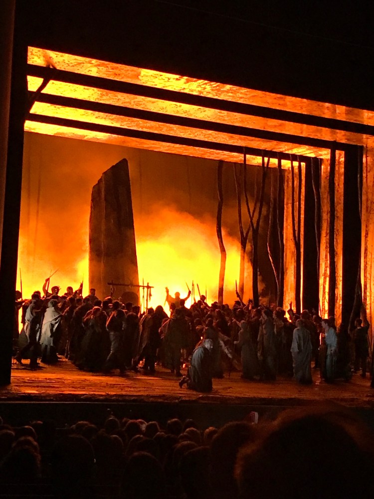 Foto 7 - Óera Norma