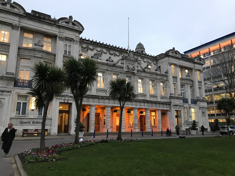 Foto 7a - Queen Mary University